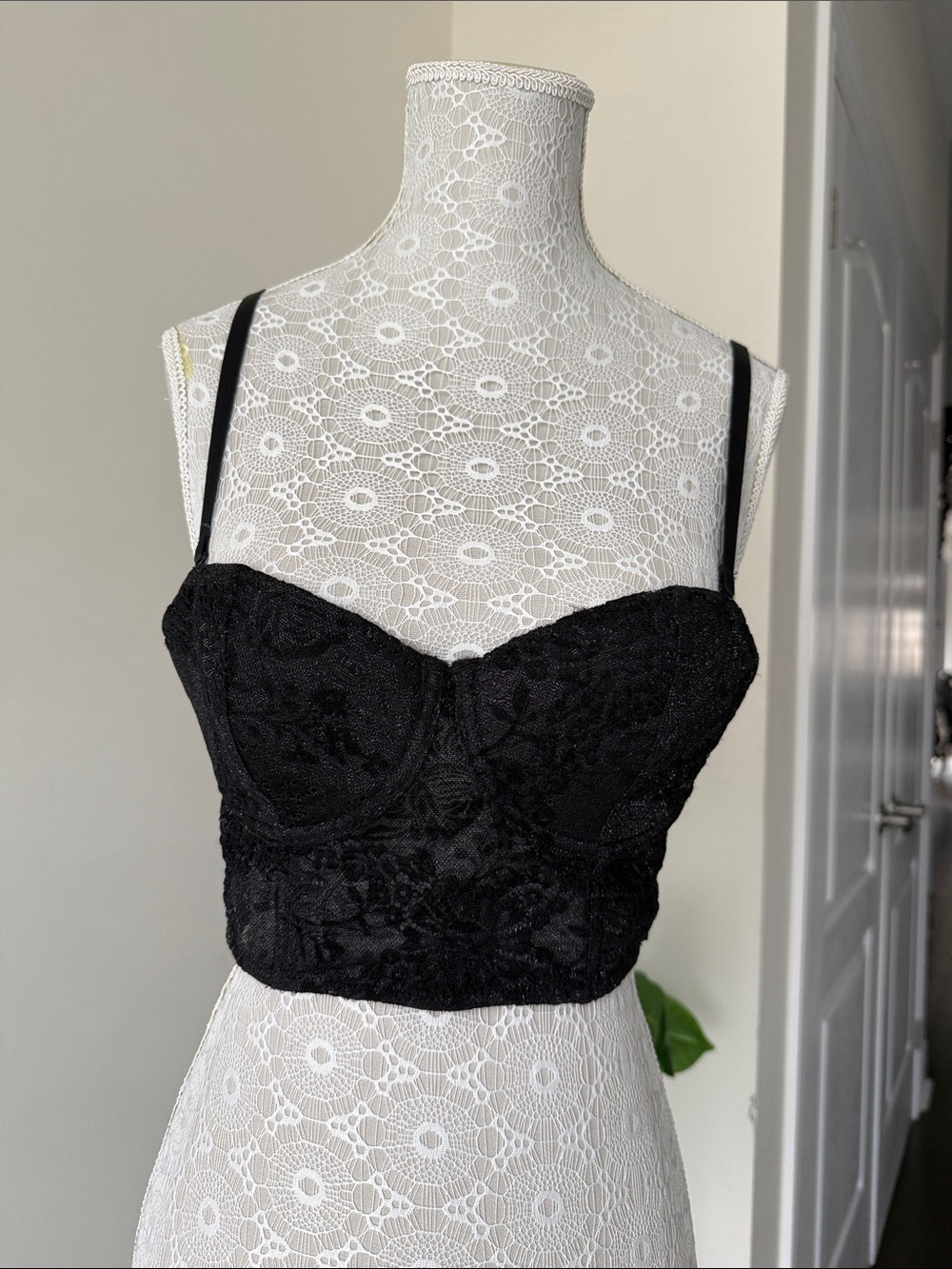 Dynamite Black Lace Bustier Bandeau Crop